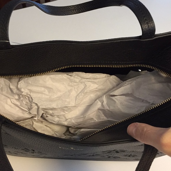 Kate Spade Clare pocketbook- NWT- Black - Picture 4 of 5